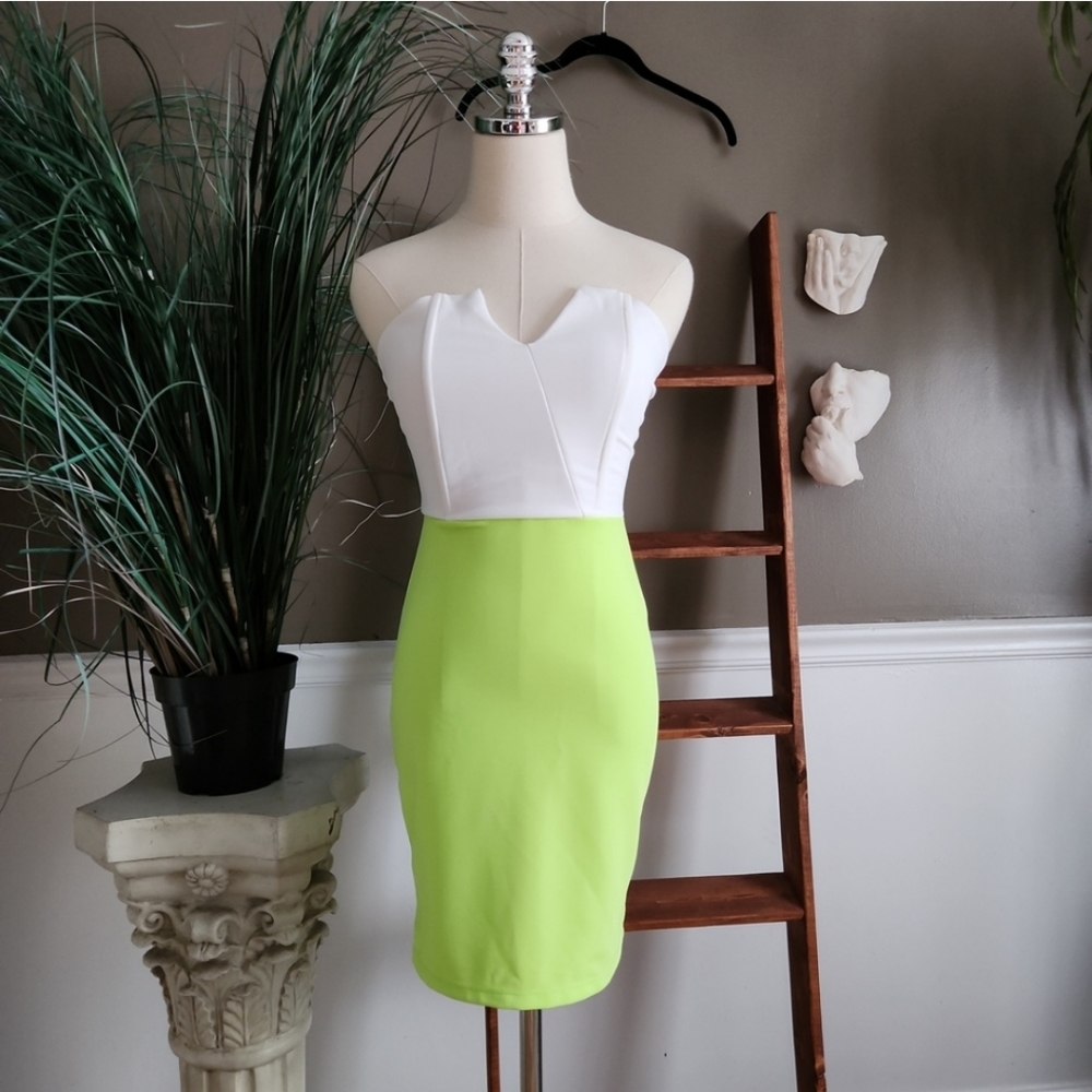 Lulus Neon dress